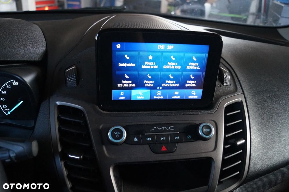 Ford Transit Connect - 18