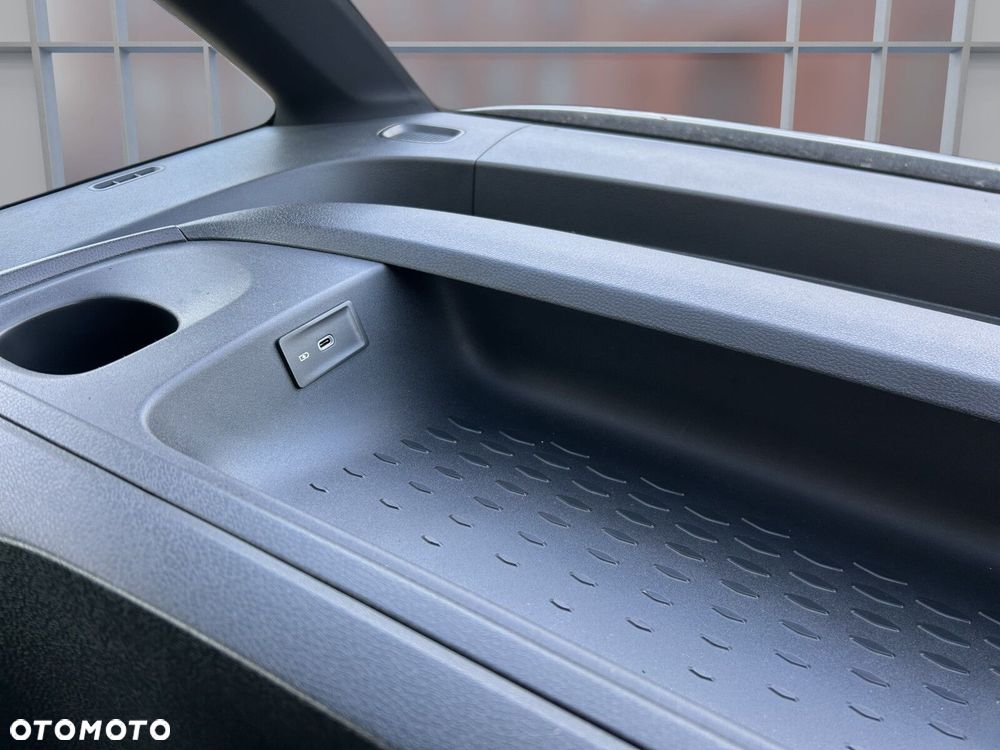 Volkswagen ID. Buzz Cargo DEMO/79 kWh 285KM / 213kW - 30