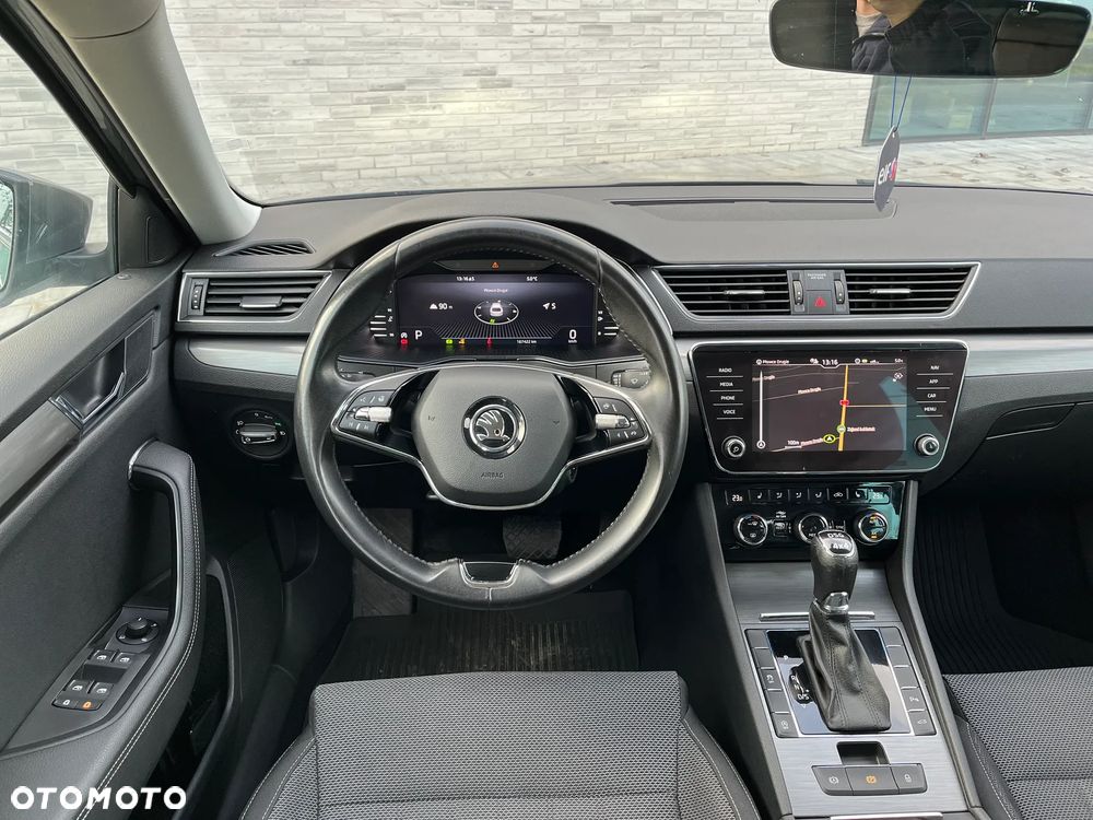 Skoda Superb 2.0 TDI SCR 4x4 Style DSG - 14