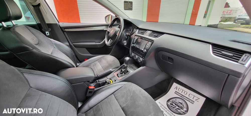 Skoda Octavia 2.0 TDI 4x4 DSG Scout - 33