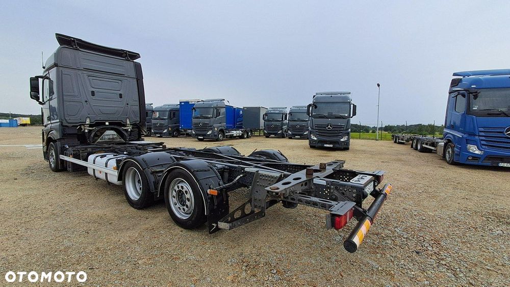 Mercedes-Benz Actros - 6
