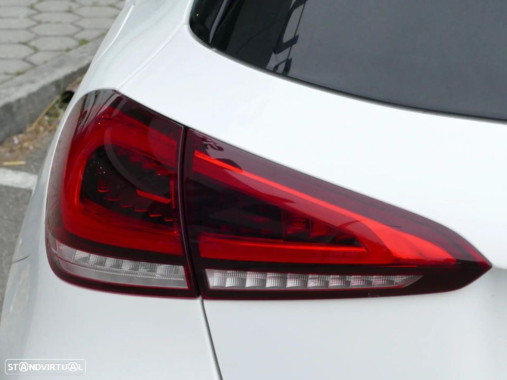 Mercedes-Benz A 35 AMG 4Matic - 13