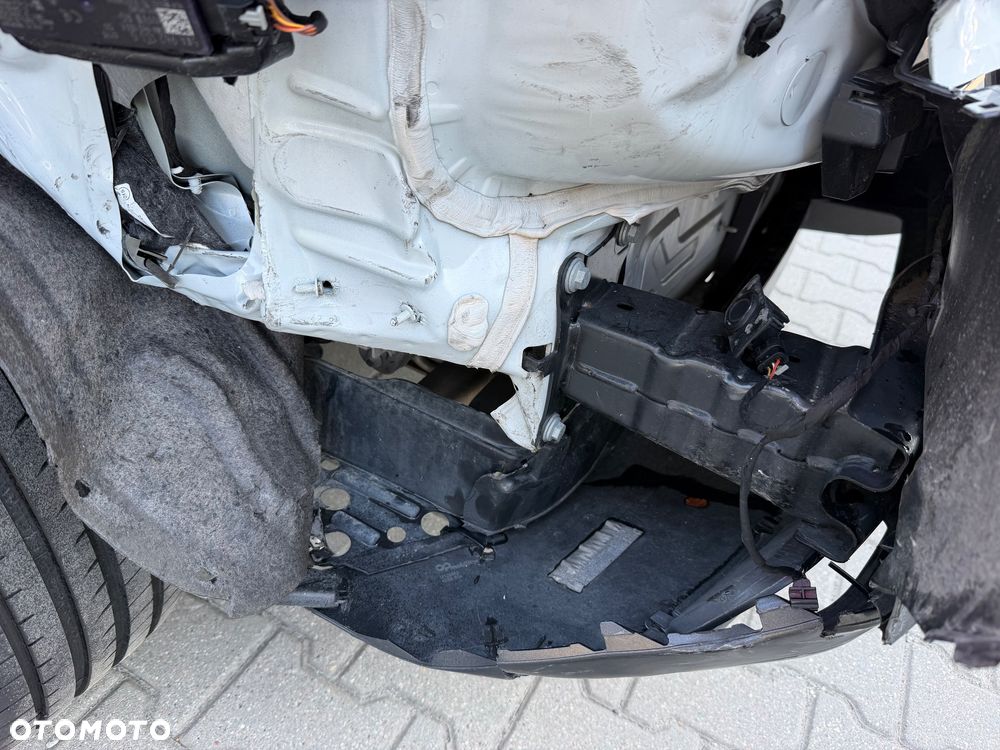 Cupra Formentor 1.5 eTSI mHEV DSG - 40