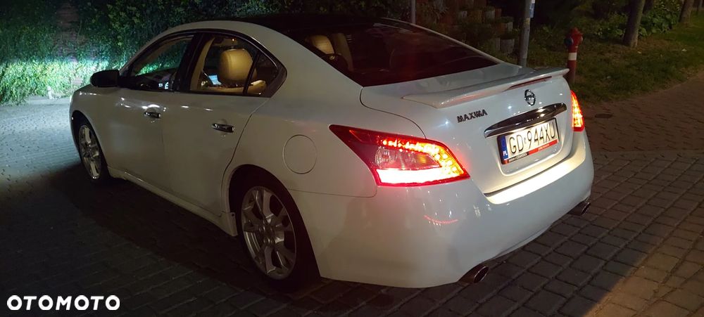 Nissan Maxima 3.5 S - 8