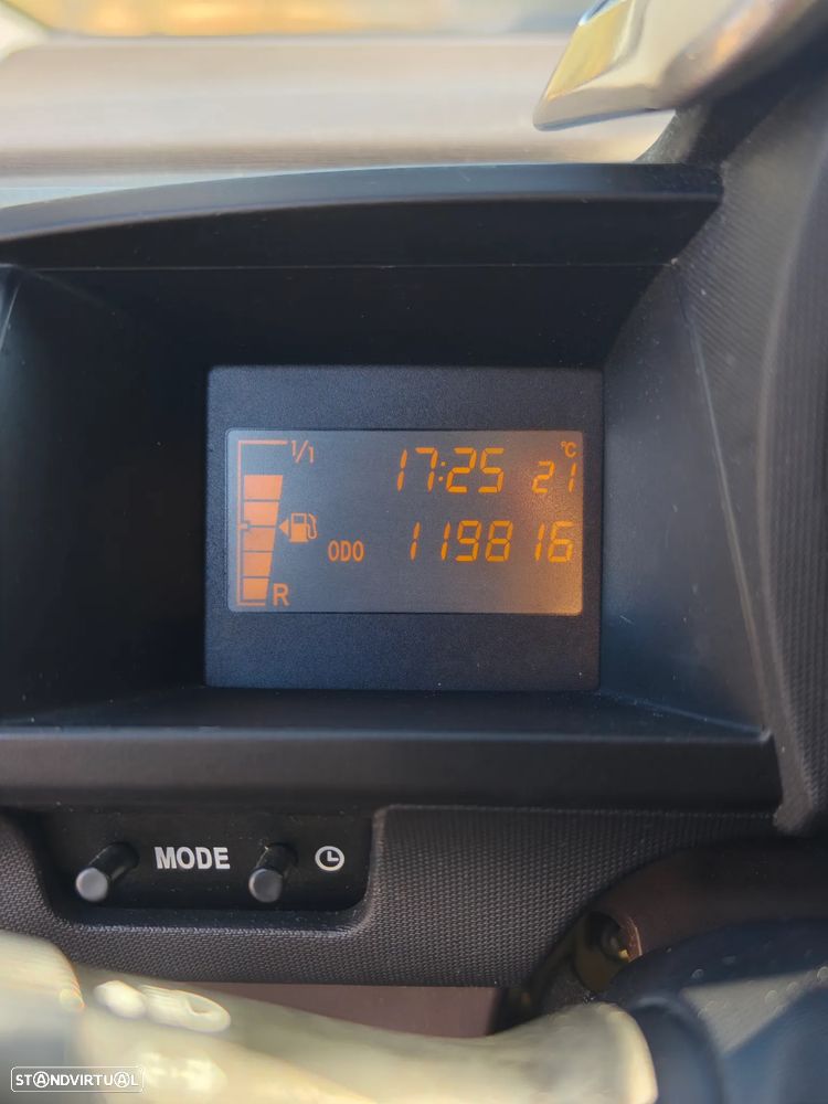 Toyota iQ 1.0 - 13