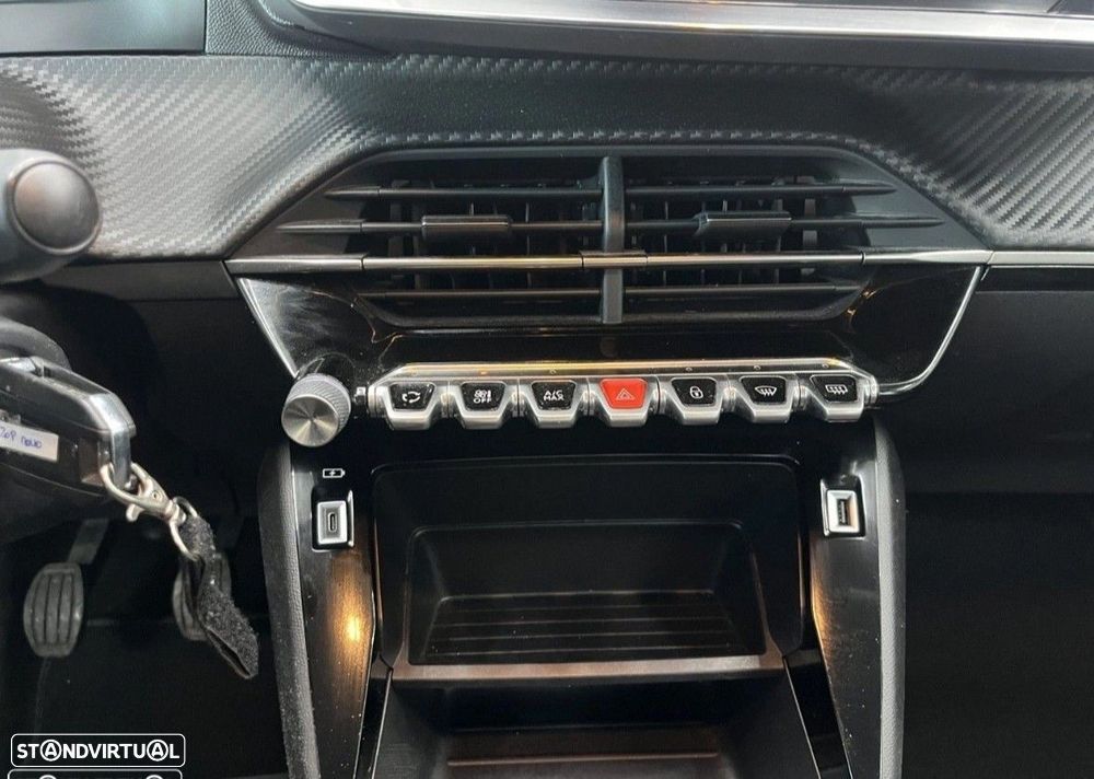 Peugeot 208 1.2 PureTech Active - 13