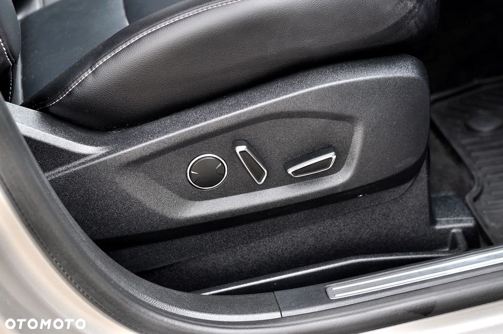 Ford S-Max - 19