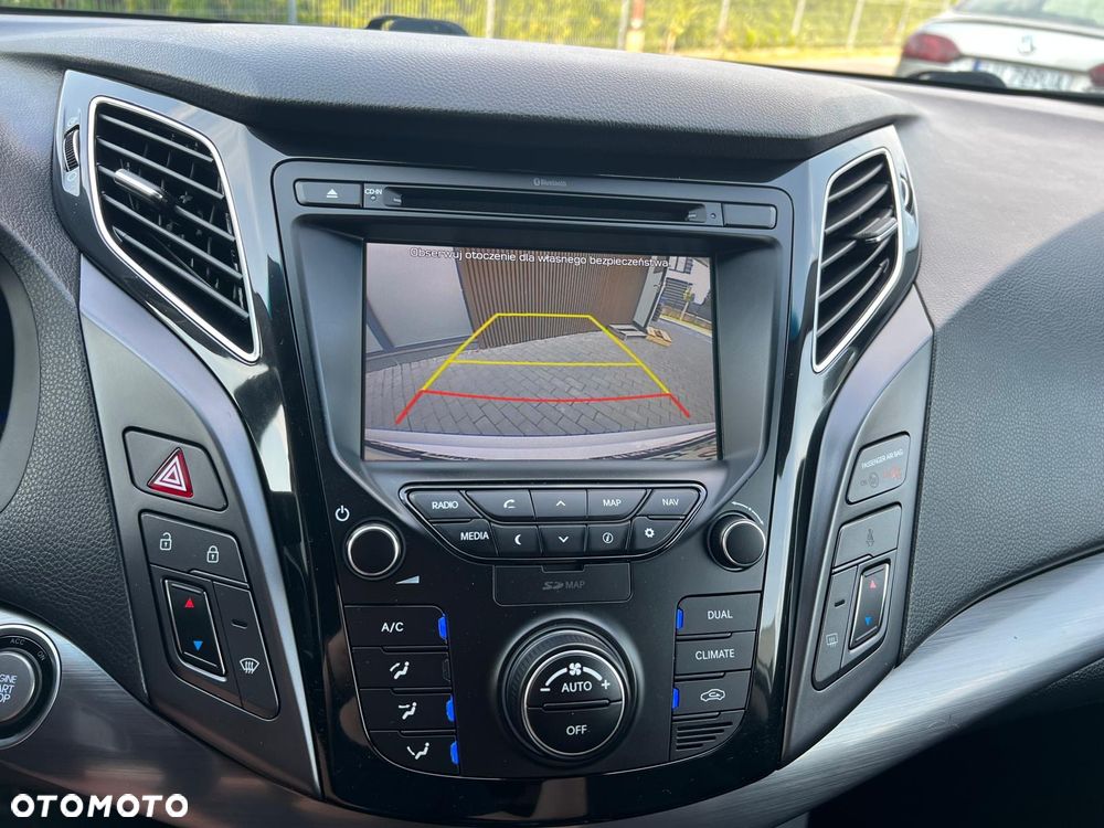 Hyundai i40 Kombi blue 1.7 CRDi DCT Premium - 25