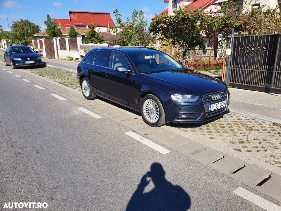 Audi A4 Avant 2.0 TDI ultra DPF Attraction - 2