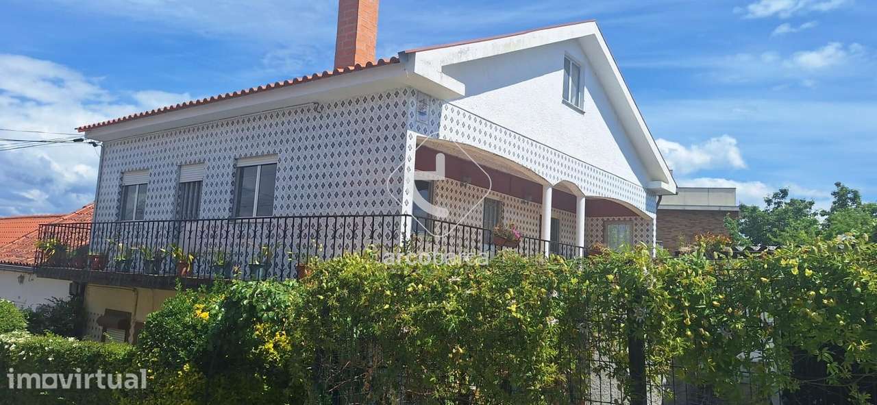Moradia de 2 Pisos com Potencial de Valorização - Meadela - Grande imagem: 5/21