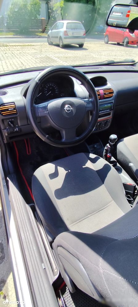 Opel Corsa - 11