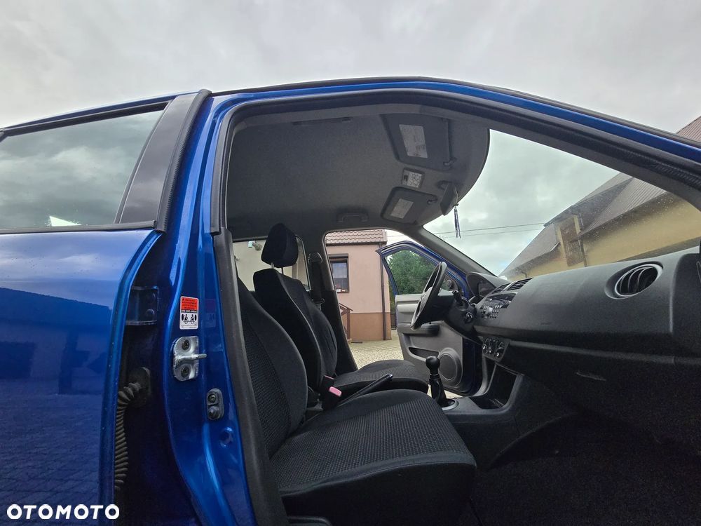 Suzuki Swift 1.3 Club - 12