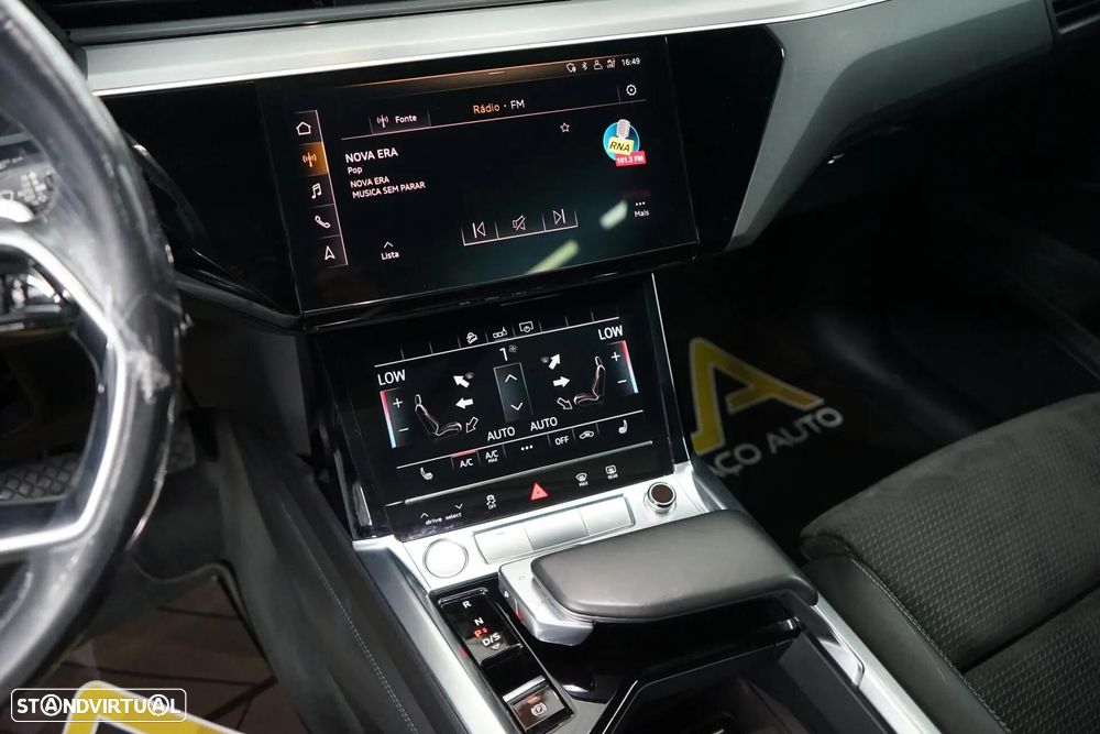 Audi e-tron 50 quattro S line - 37