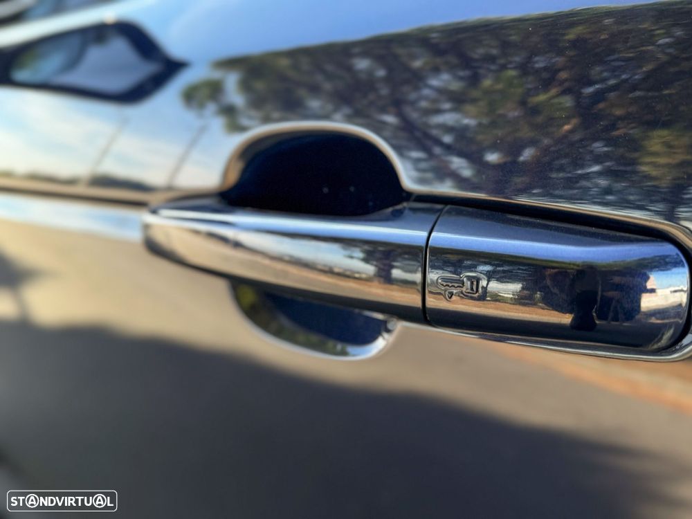 Land Rover Range Rover Sport 2.0 SD4 HSE - 26