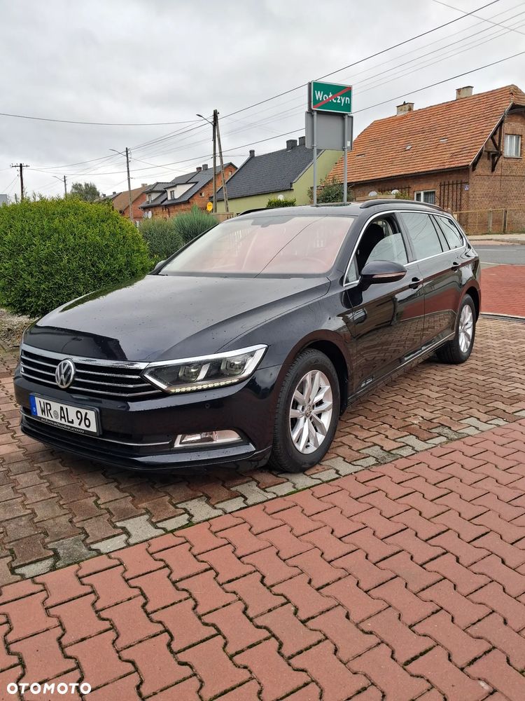 Volkswagen Passat - 2
