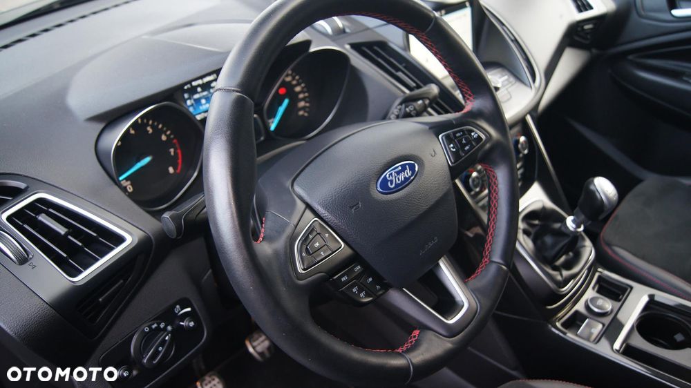 Ford Kuga 1.5 EcoBoost FWD ST-Line Black ASS GPF - 16