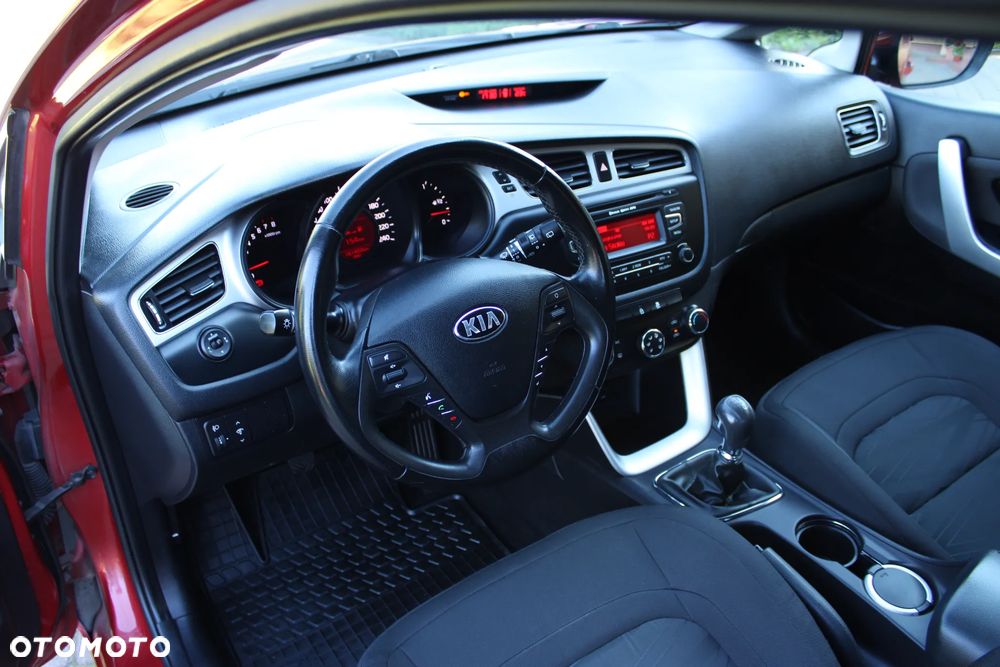 Kia Ceed 1.6 GDI M - 15