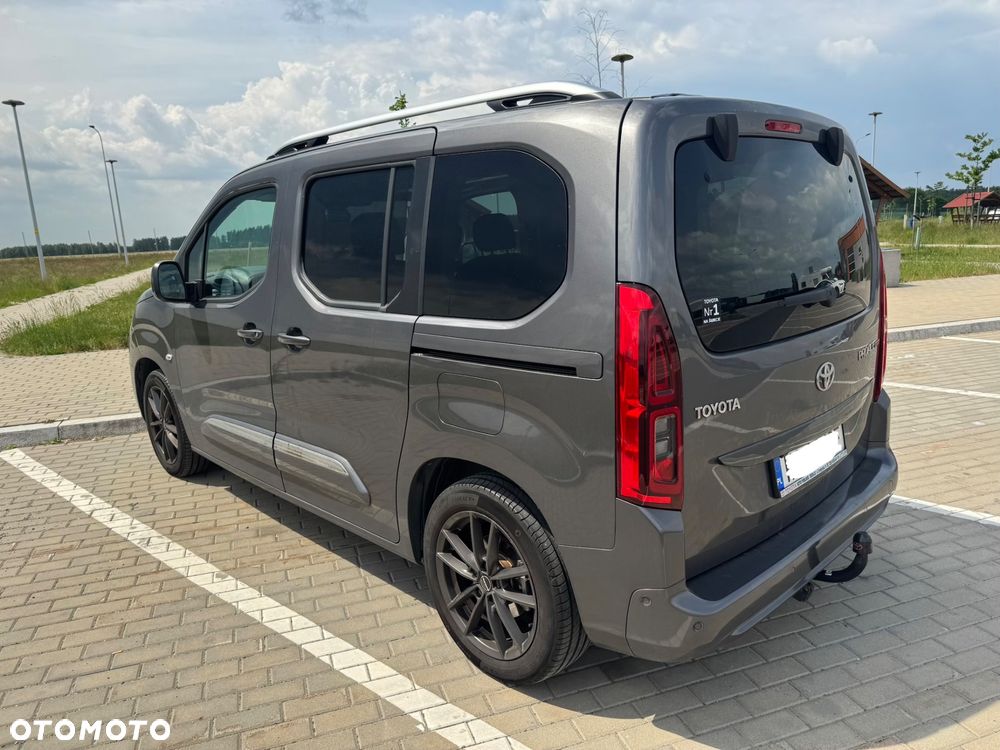 Toyota Proace City Verso 1.5 D-4D Family - 3
