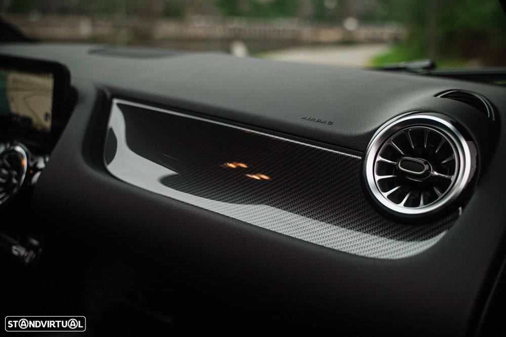 Mercedes-Benz GLA 250 e AMG Line - 9