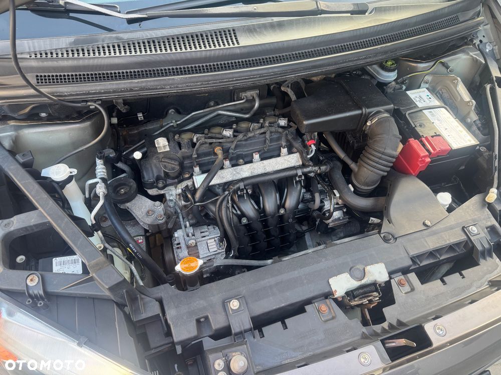 Mitsubishi Colt - 8
