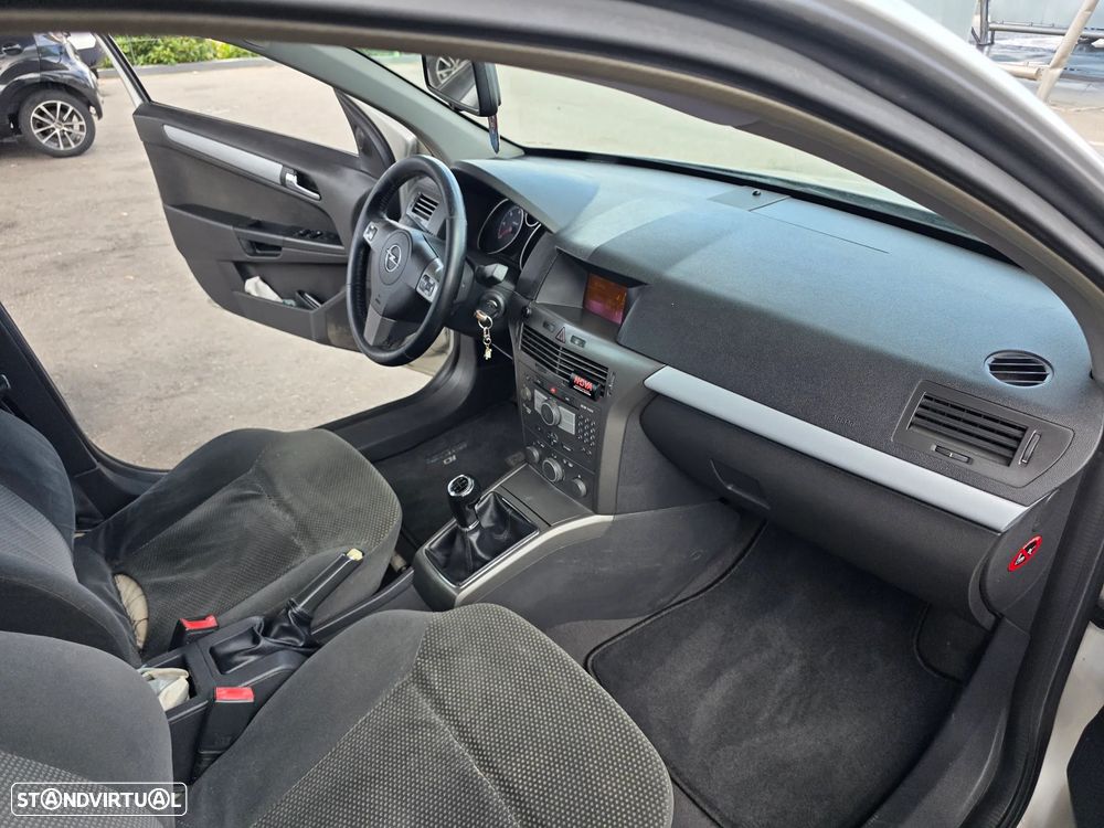 Opel Astra 1.7 CDTI Elegance - 10