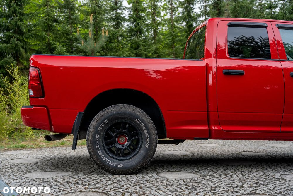 RAM 1500 Quad Cab Sport - 18