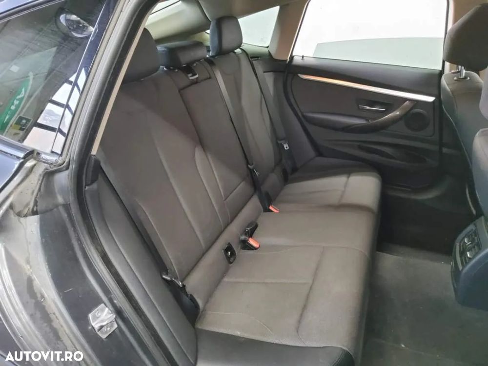 BMW Seria 3 320d GT Aut. Modern Line - 4