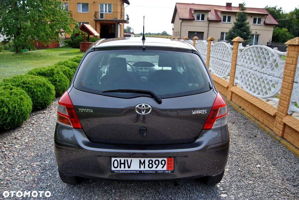 Toyota Yaris 1.33 VVT-i Executive - 15