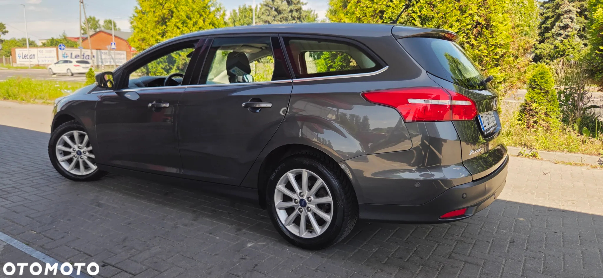 Ford Focus Turnier 1.6 EcoBoost Start-Stopp-System Titanium - 7