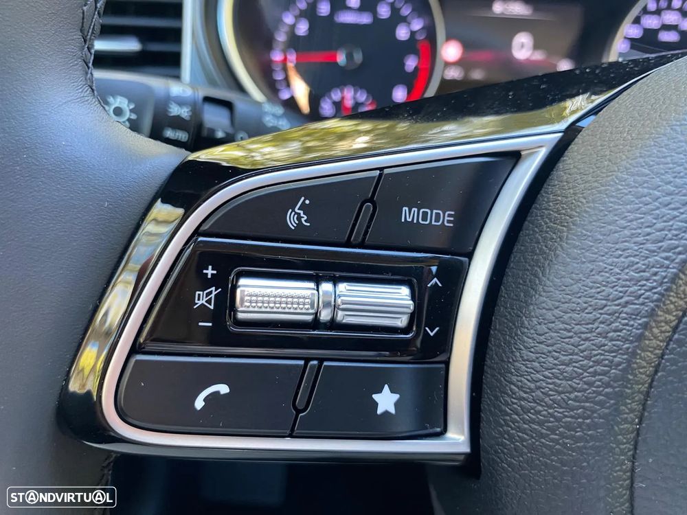 Kia XCeed - 18