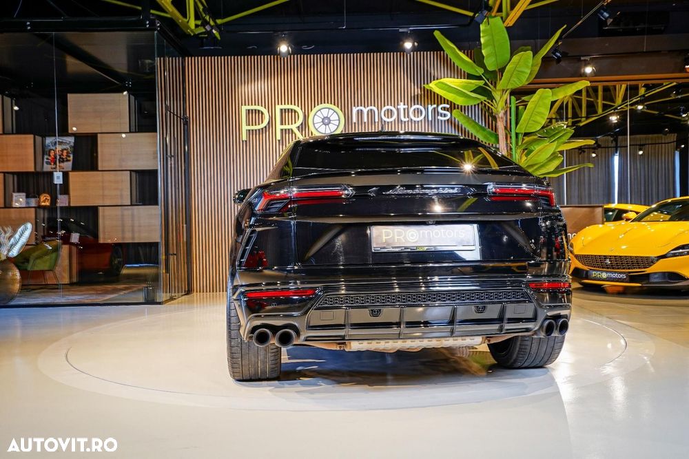 Lamborghini URUS - 22
