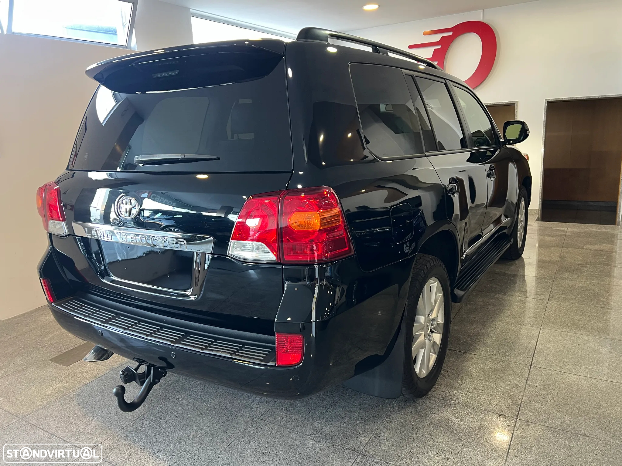 Toyota Land Cruiser V8 D-4D Auto Executive - 12