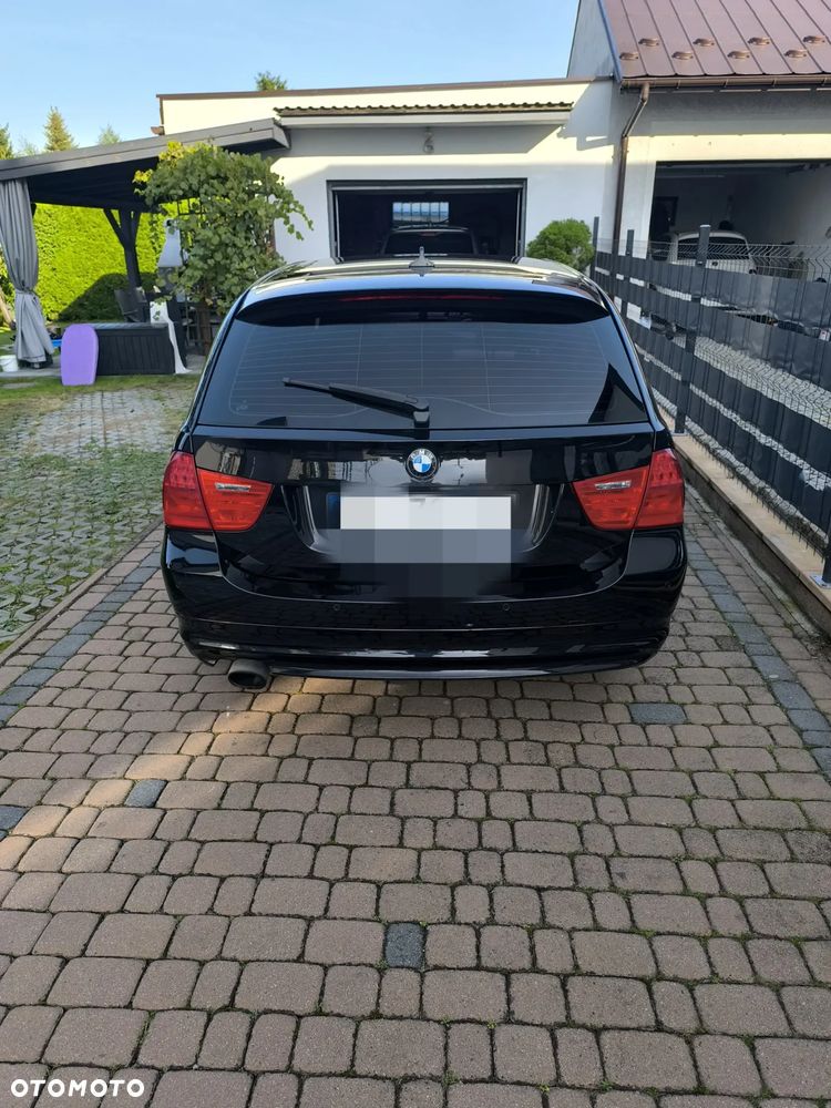 BMW Seria 3 320d - 6