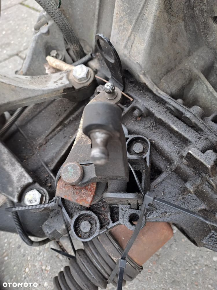 Dacia Dokker 1.5 DCi 90KM silnik kompletny kod K9K612 K9K626 - 16