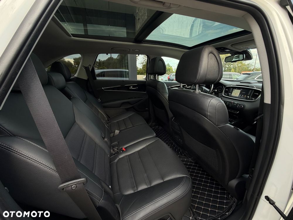 Kia Sorento 2.2 CRDi AWD Platinum Edition - 23