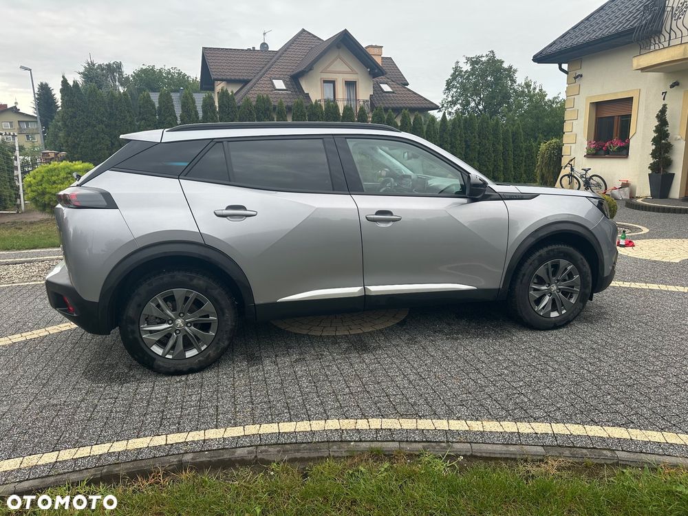 Peugeot 2008 1.2 Pure Tech Allure S&S - 3