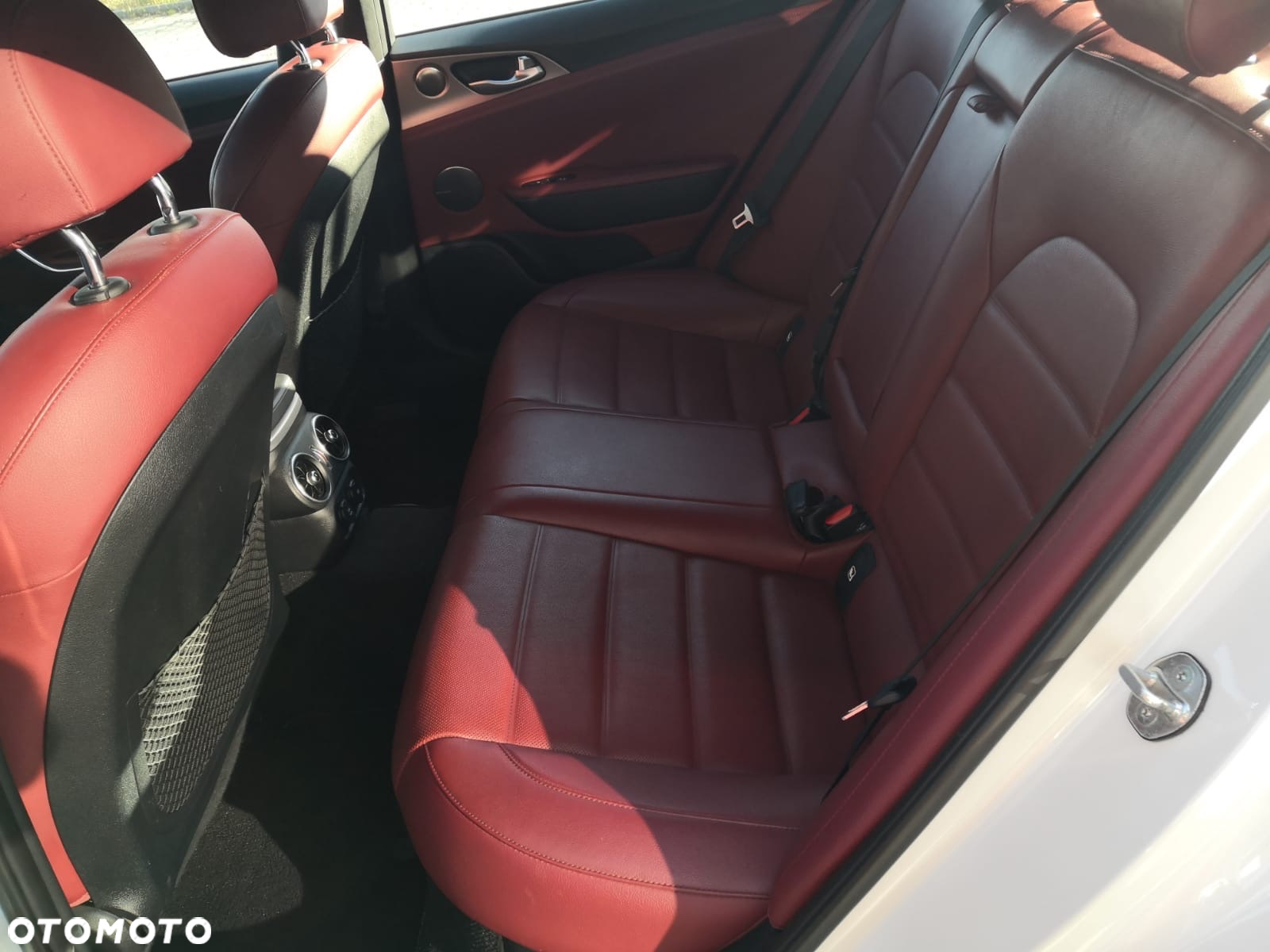 Kia Stinger 2.0 T-GDI GT Line - 5