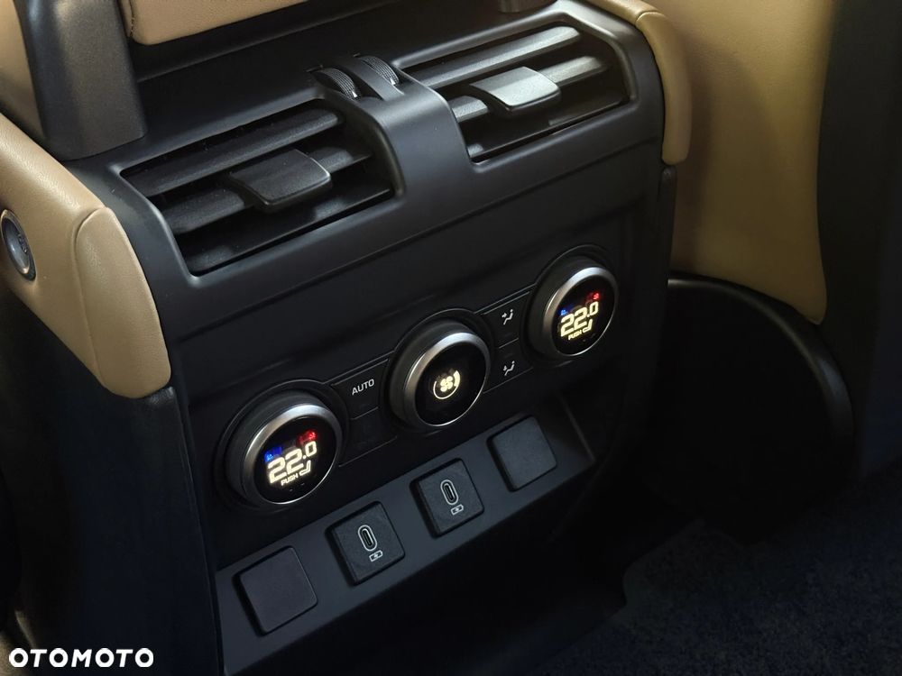 Land Rover Defender 110 D350 X-Dynamic HSE - 11