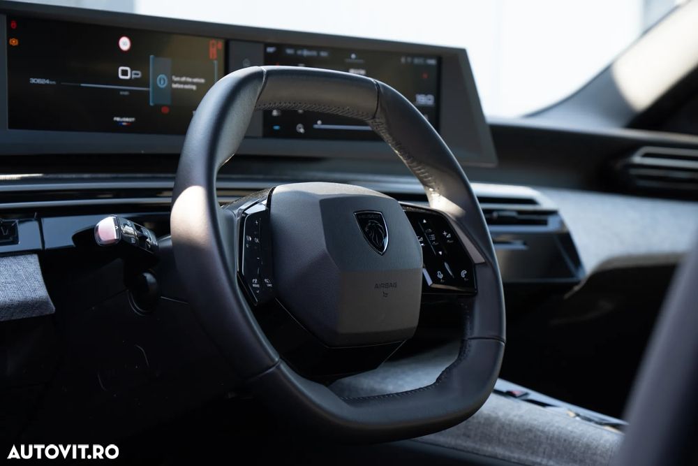 Peugeot 3008 1.2 Hybrid 145 e-DCS6 Allure - 12