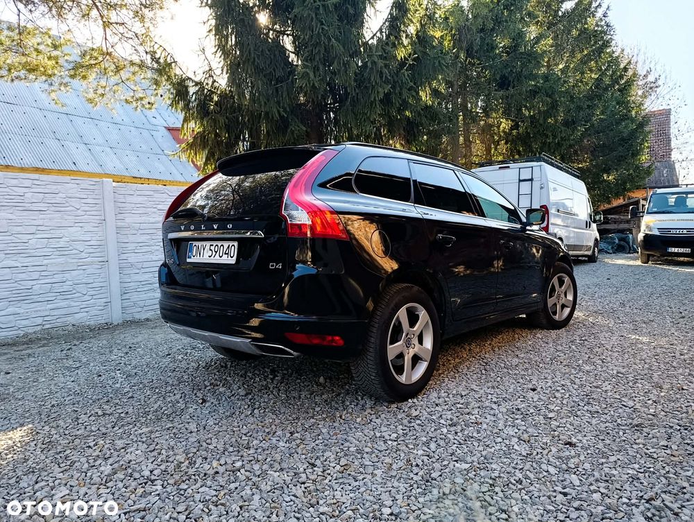 Volvo XC 60 D4 Momentum - 13