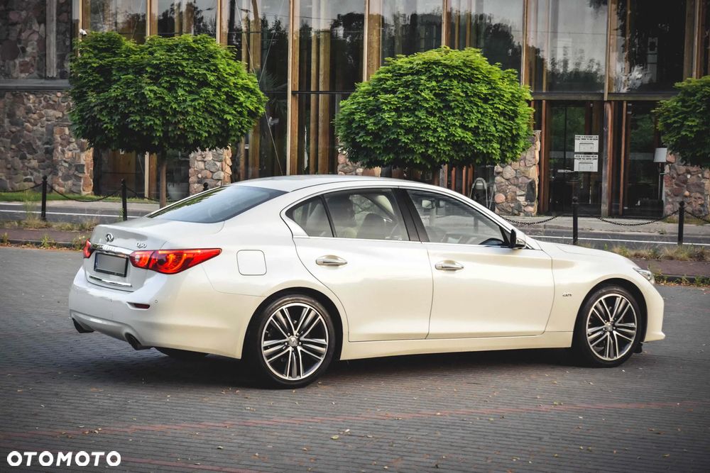 Infiniti Q50 2.0t Premium Executive EU6 - 15