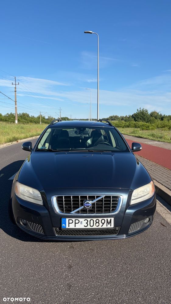 Volvo V70 2.4D Momentum - 2