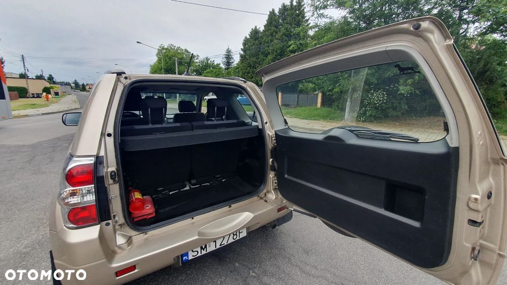 Suzuki Grand Vitara 1.9 DDiS Comfort - 9