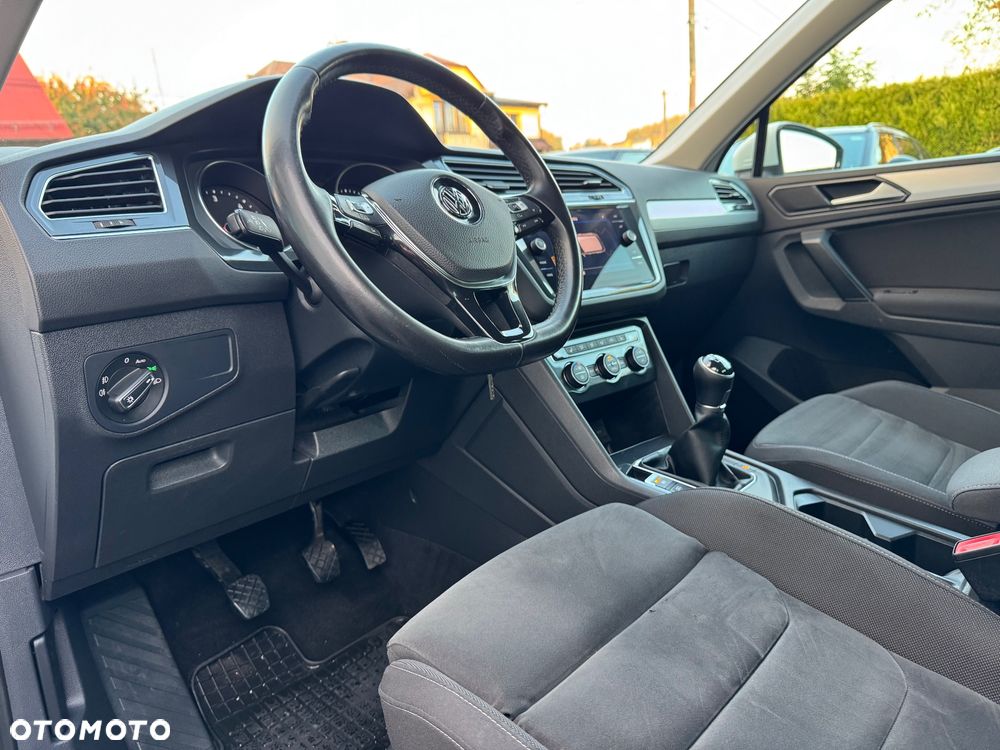 Volkswagen Tiguan 2.0 TDI Perfectline R-Style - 17