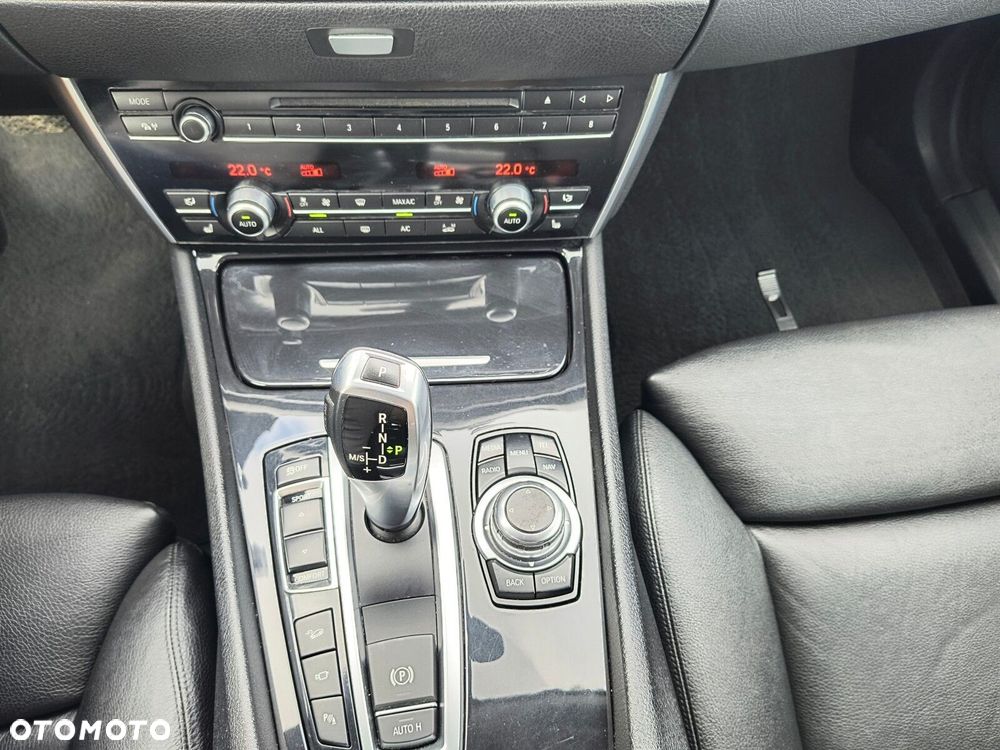 BMW 5GT - 28