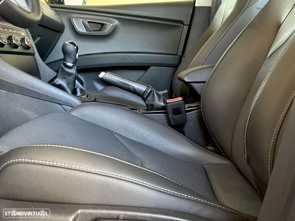 SEAT Leon 1.6 TDI DPF S&S I-Tech - 47