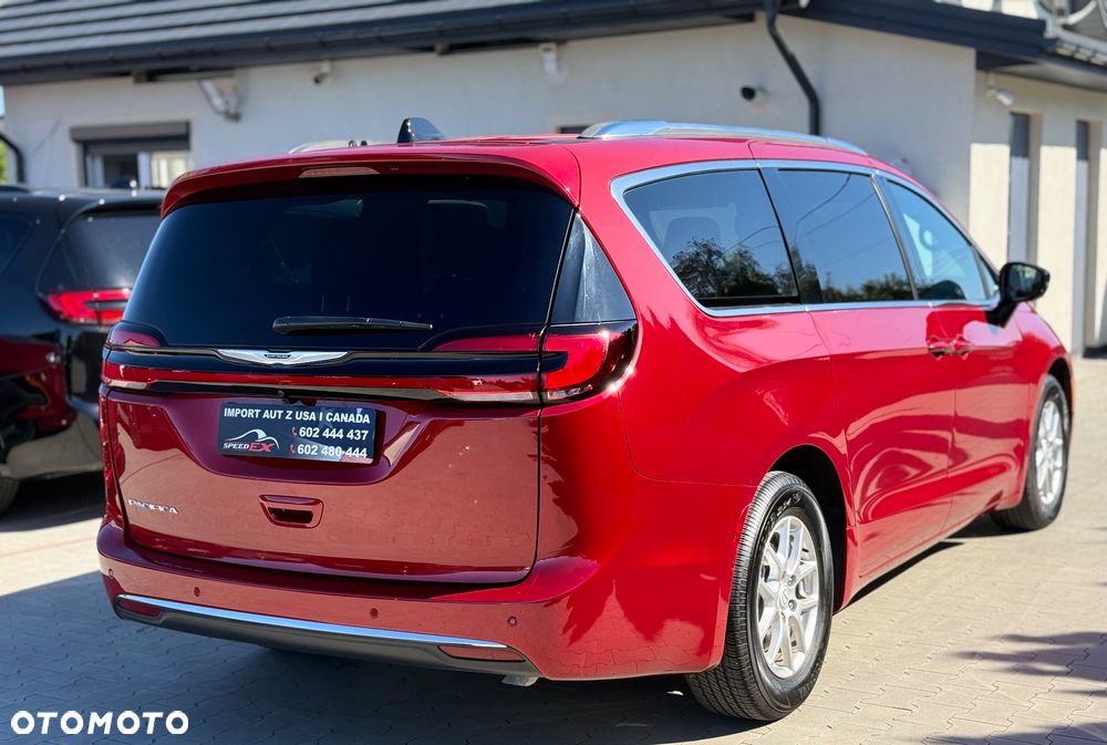 Chrysler Pacifica - 7