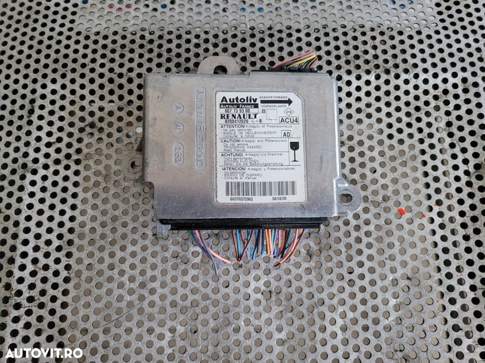 Calculator Modul Airbag Renault Megane 2 An 2004-2005-2006-2007-2008 Dezmembrez Renault Megane 2 1.5 Dci Euro 4 - 2