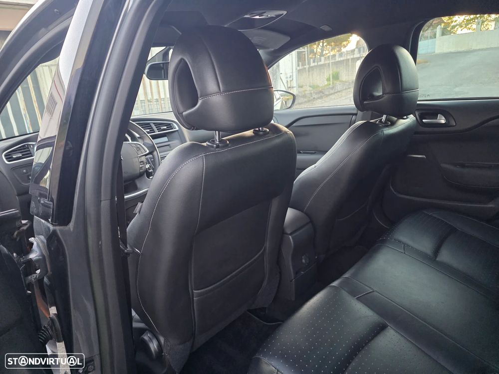 Citroën DS4 1.6 e-HDi So Chic - 15