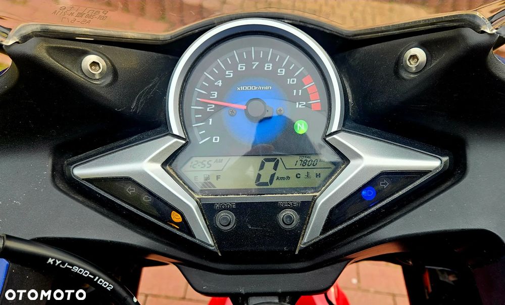 Honda CBR - 7